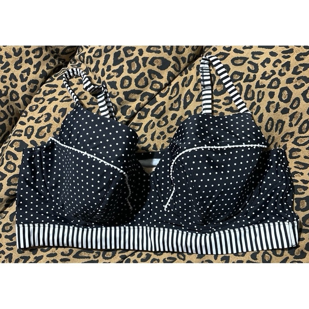 Cacique Swim Plus Size Full Figure B&W Polka Dot/Stripe Bikini Top, 46DD